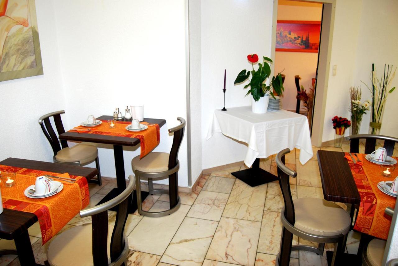 Hotel Rheinischer Hof 에어크라트 외부 사진